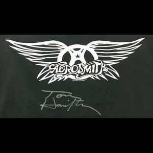 Autographed Aerosmith Sweatshirt Size Large